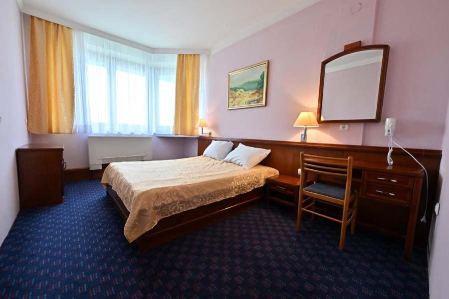 Hotel Norcev Grgeteg Экстерьер фото