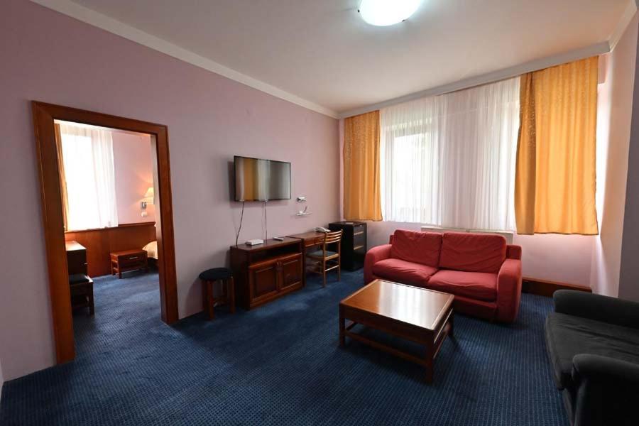 Hotel Norcev Grgeteg Экстерьер фото