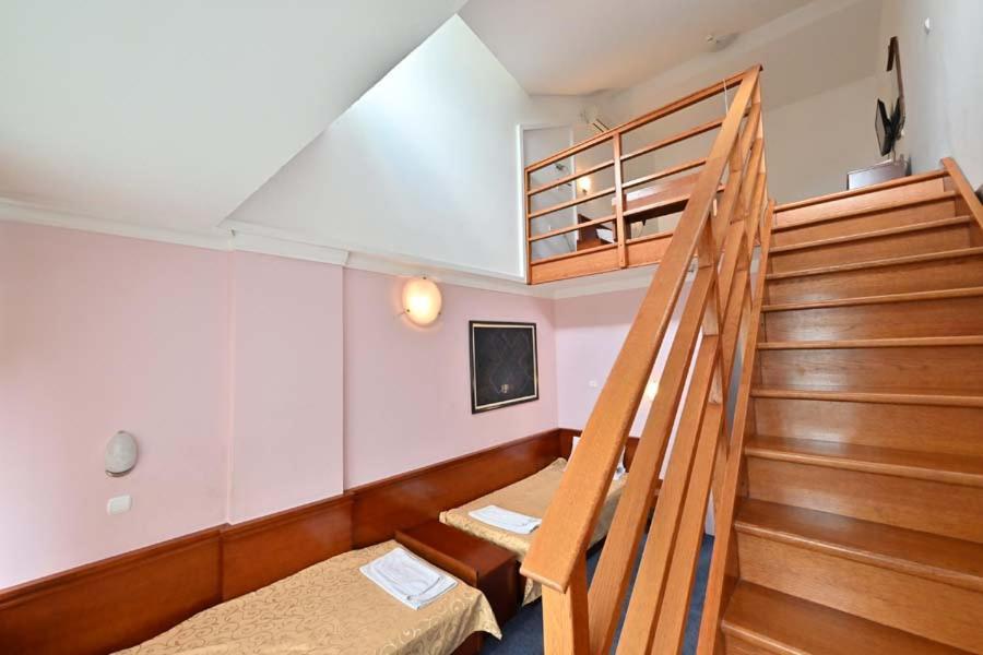 Hotel Norcev Grgeteg Экстерьер фото