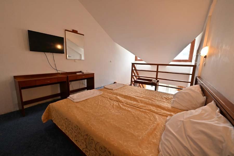 Hotel Norcev Grgeteg Экстерьер фото