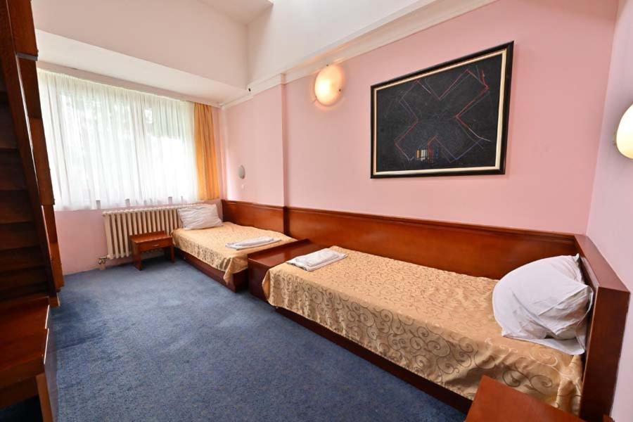 Hotel Norcev Grgeteg Экстерьер фото
