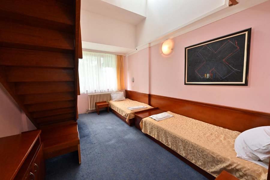 Hotel Norcev Grgeteg Экстерьер фото