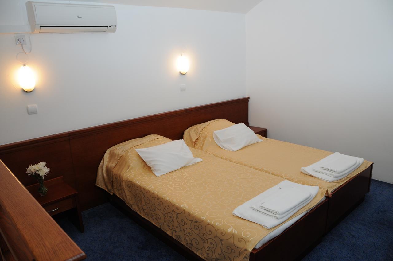 Hotel Norcev Grgeteg Экстерьер фото